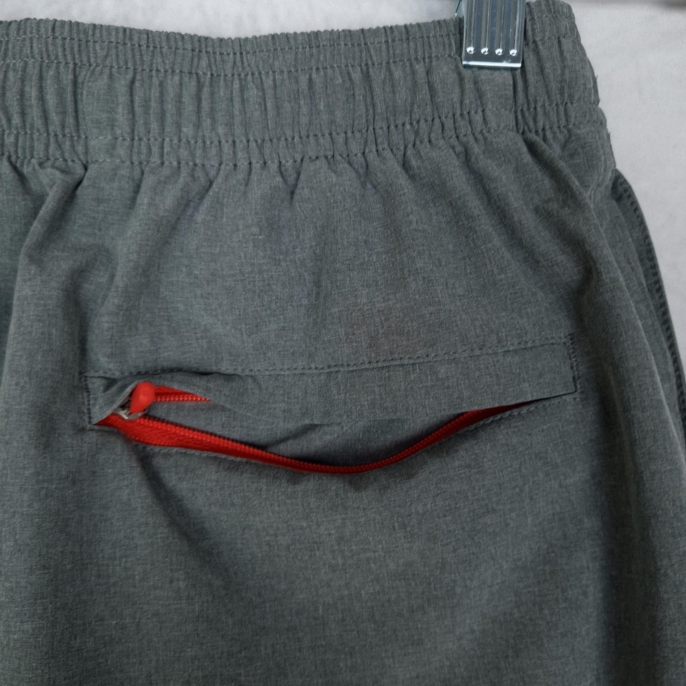 Chubbies Shorts Mens Small Gray 7 Inch Inseam Stretch Athletic Swim Trunks - Picture 8 of 13